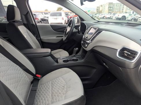 Used 2020 Chevrolet Equinox LT image 33