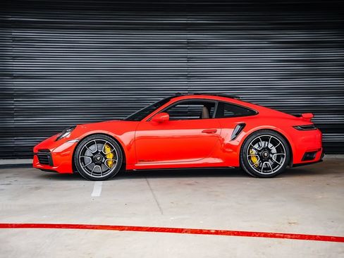 Certified 2021 Porsche 911 Turbo S AWD/4WD image 2