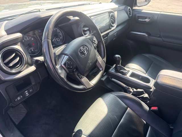 Used 2019 Toyota Tacoma TRD Off-Road AWD/4WD image 26