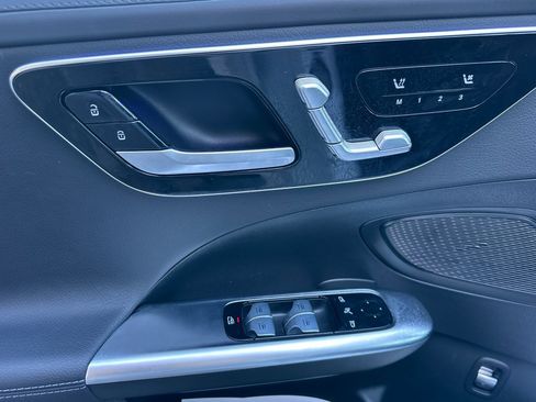 Certified 2025 Mercedes-Benz C 300 Sedan image 11