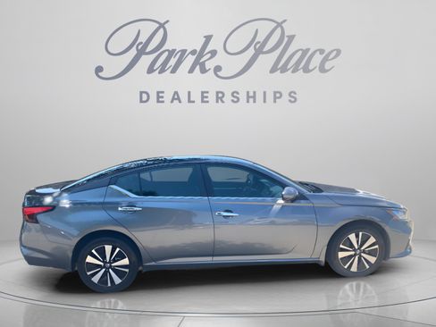 Used 2021 Nissan Altima 2.5 SV AWD/4WD image 7