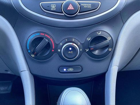 Used 2017 Hyundai Accent SE image 30