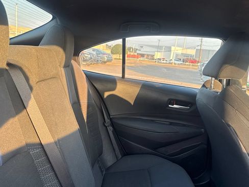 Used 2021 Toyota Corolla SE FWD image 34