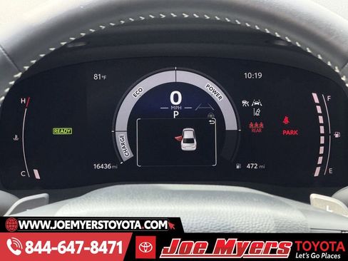 Used 2025 Toyota Camry SE image 16