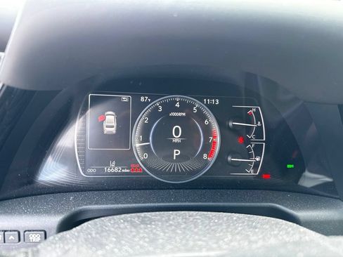 Used 2024 Lexus ES 350 w/ Premium Package FWD image 7