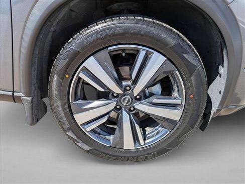 Used 2022 Nissan Rogue SL w/ SL Premium Package FWD image 24