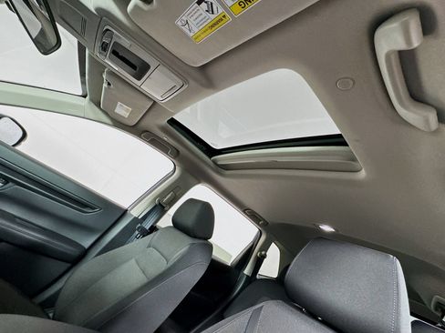 Used 2023 Honda CR-V EX image 15