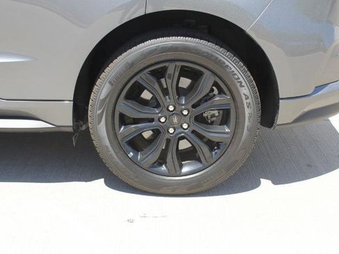 Used 2022 Ford Edge SE w/ Black Appearance Package AWD/4WD image 35