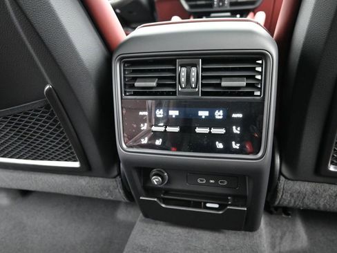 New 2026 Porsche Cayenne GTS image 22
