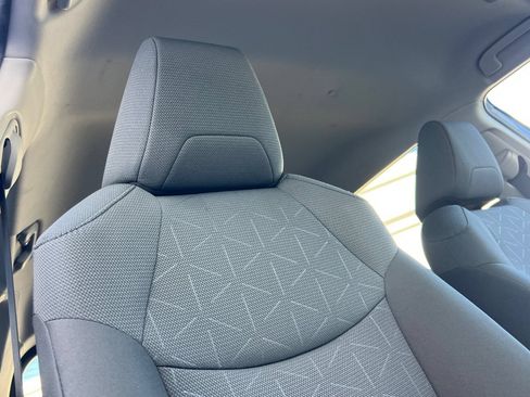 Used 2024 Toyota RAV4 XLE FWD image 19