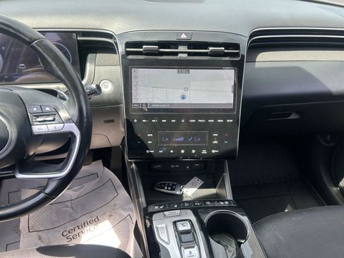 Used 2023 Hyundai Tucson Limited FWD image 11