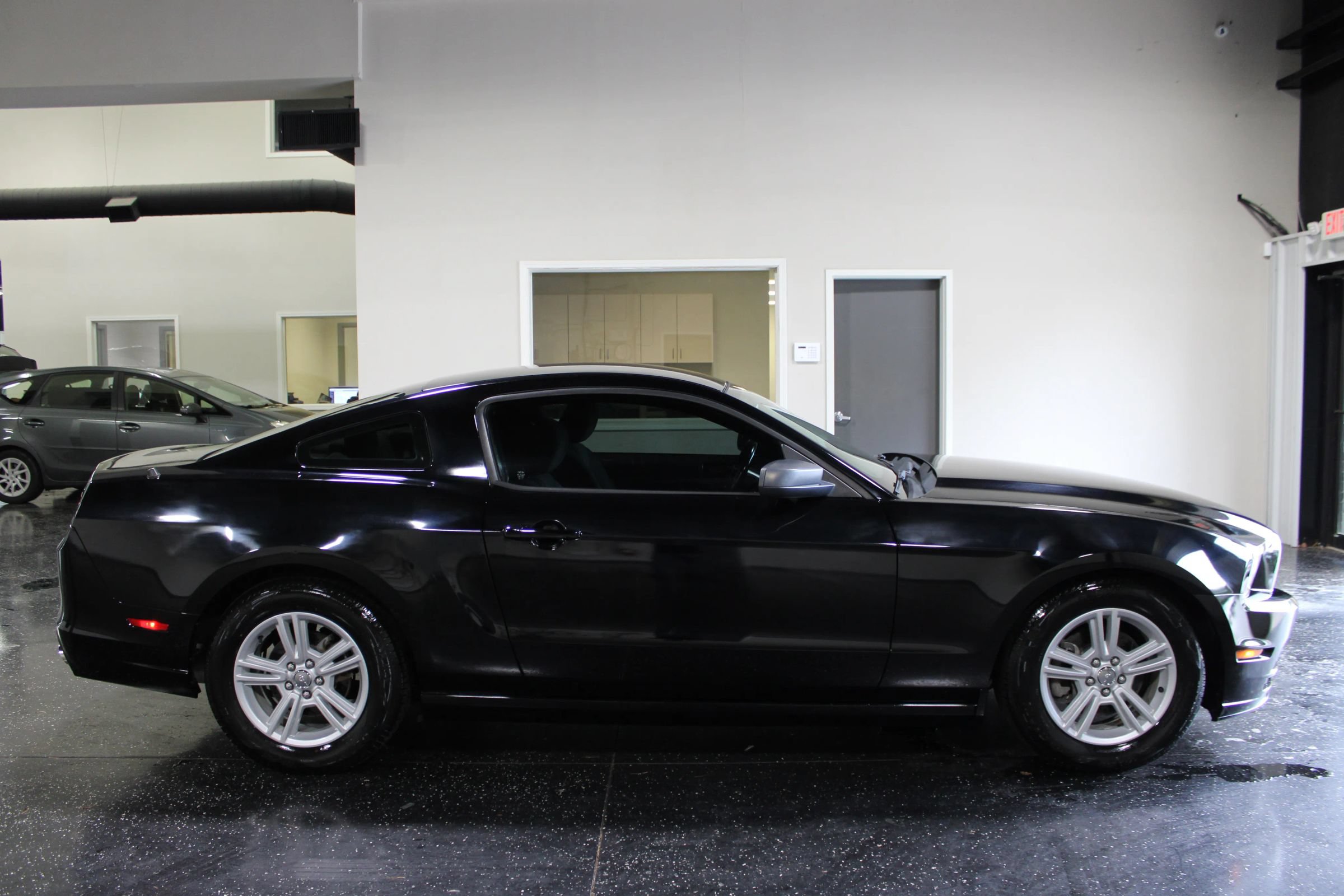 Used 2014 Ford Mustang Coupe w/ Equipment Group 102A RWD image 4