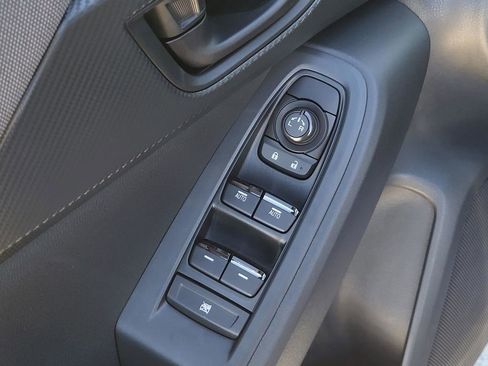 Certified 2025 Subaru Crosstrek 2.0i Premium w/ Convenience Package #2 image 17