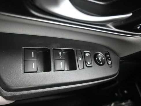 Used 2018 Honda CR-V EX-L image 19