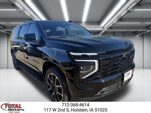 New 2026 Chevrolet Suburban RST w/ Advanced Technology Package AWD/4WD image 2