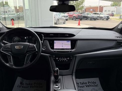 Certified 2023 Cadillac XT5 Premium Luxury AWD/4WD image 35