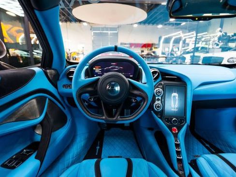 Used 2018 McLaren 720S Performance RWD image 7