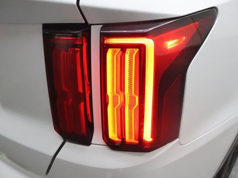 Used 2021 Kia Sorento SX image 29