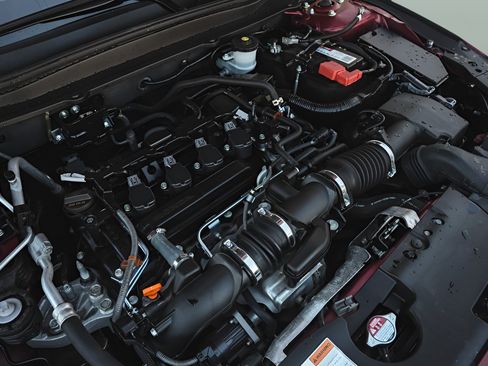 Used 2021 Honda Accord LX image 32
