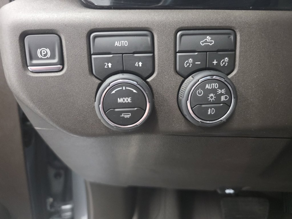 Used 2026 Chevrolet Silverado 1500 RST w/ RST Select Package AWD/4WD image 34