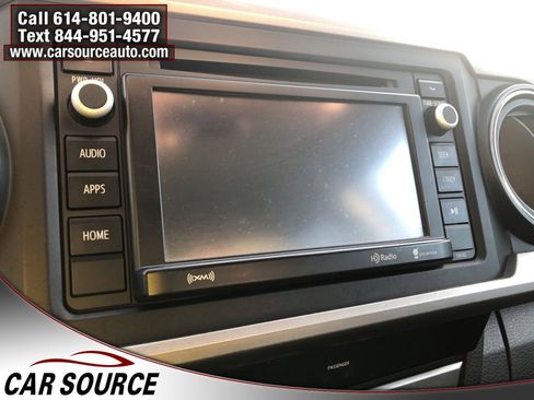 Used 2016 Toyota Tacoma SR5 image 17