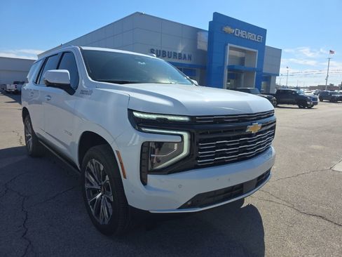 New 2026 Chevrolet Tahoe High Country AWD/4WD image 3