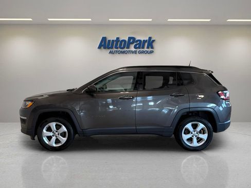 Used 2018 Jeep Compass Latitude w/ Safe & Security Group image 4