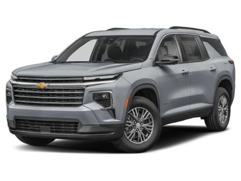 Used 2025 Chevrolet Traverse LT FWD image 1