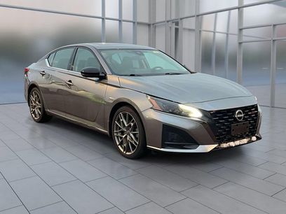 Used 2023 Nissan Altima 2.0 SR