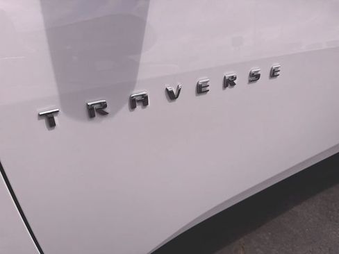 Used 2024 Chevrolet Traverse LT AWD/4WD image 29