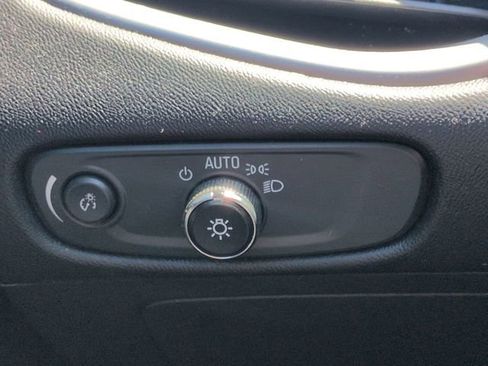 Used 2023 Chevrolet Malibu LT FWD image 20