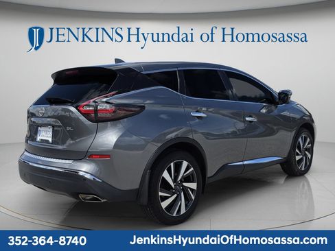 Used 2023 Nissan Murano SL w/ SL Moonroof Package FWD image 4