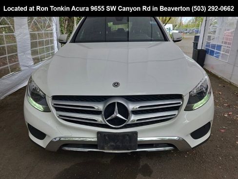 Used 2019 Mercedes-Benz GLC 300 4MATIC image 3