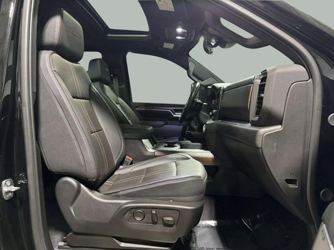 Used 2024 Chevrolet Silverado 2500 High Country w/ High Country Premium Package image 21