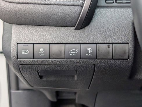 Used 2023 Toyota Camry XSE image 21