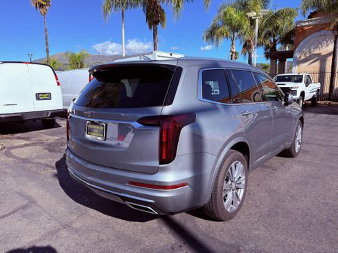 Used 2024 Cadillac XT6 Premium Luxury image 8