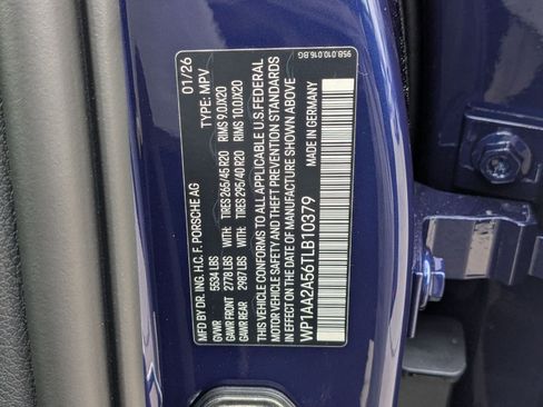New 2026 Porsche Macan AWD/4WD image 30