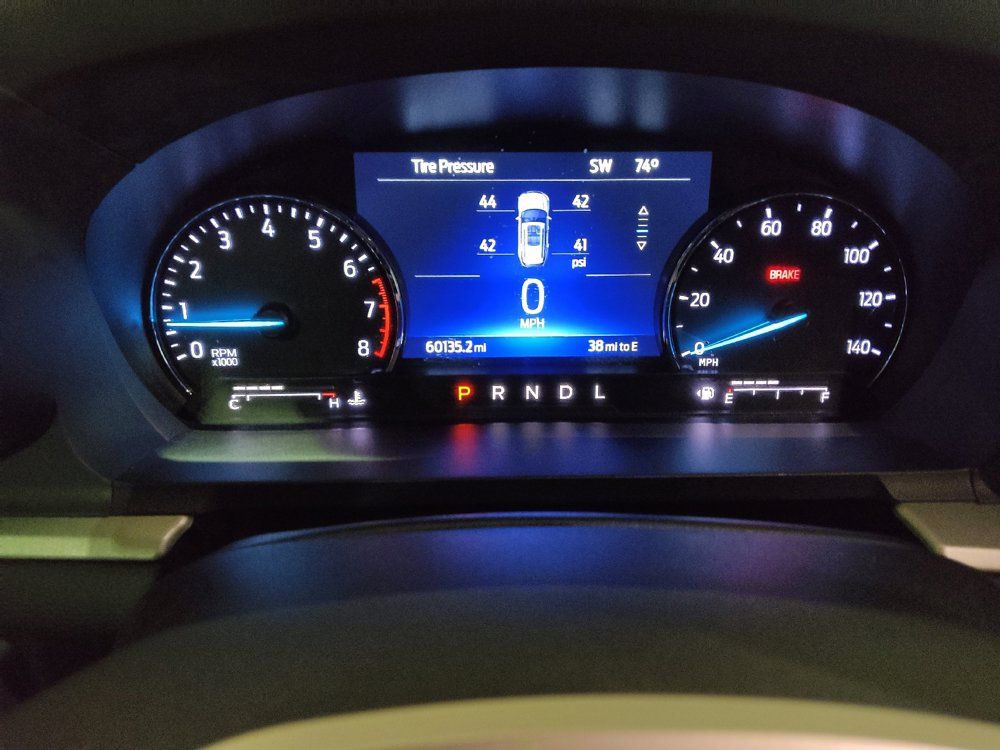 Used 2023 Ford Explorer XLT RWD image 23