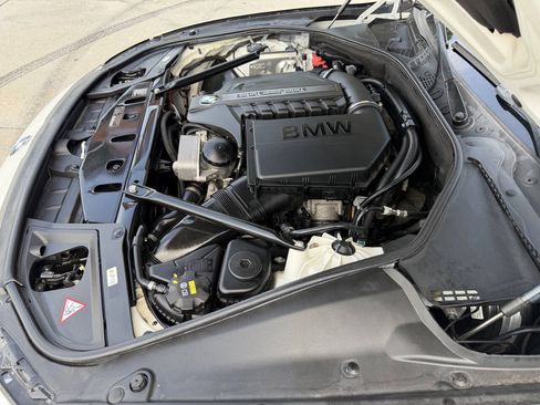 Used 2015 BMW 535i xDrive Sedan AWD/4WD image 29