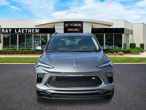 Used 2026 Buick Encore GX Sport Touring w/ Comfort Package image 8