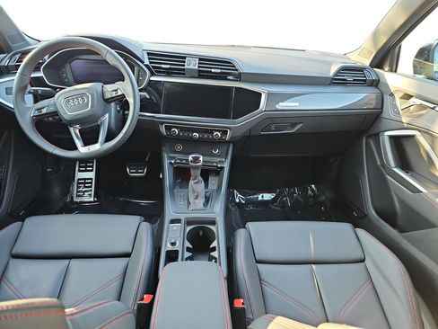 Used 2025 Audi Q3 2.0T Premium Plus w/ Premium Plus Package AWD/4WD image 9