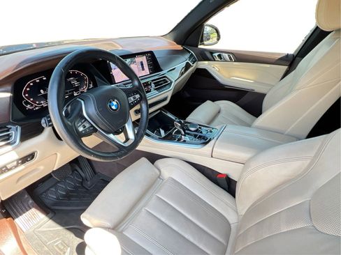 Used 2019 BMW X5 xDrive40i w/ Convenience Package AWD/4WD image 9