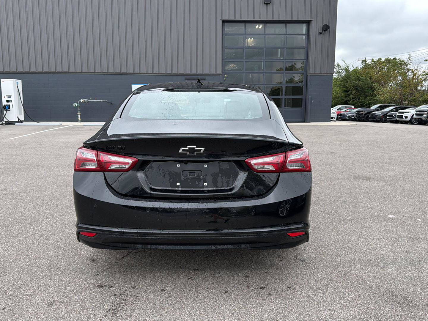 Used 2024 Chevrolet Malibu LT w/ Midnight Edition FWD image 4