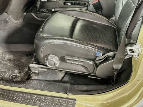 Certified 2025 Jeep Wrangler Sport AWD/4WD image 29