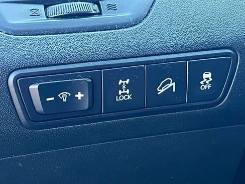 Used 2013 Hyundai Tucson GLS image 16