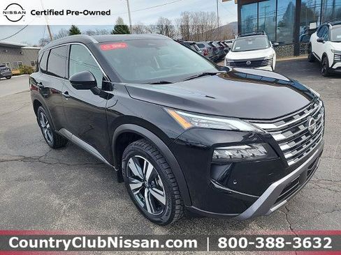 Certified 2024 Nissan Rogue SL w/ SL Premium Package AWD/4WD image 2