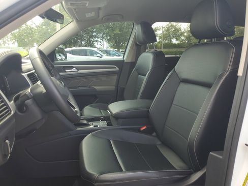 Used 2022 Volkswagen Atlas SE image 17