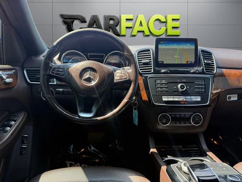 Used 2017 Mercedes-Benz GLS 450 4MATIC image 26