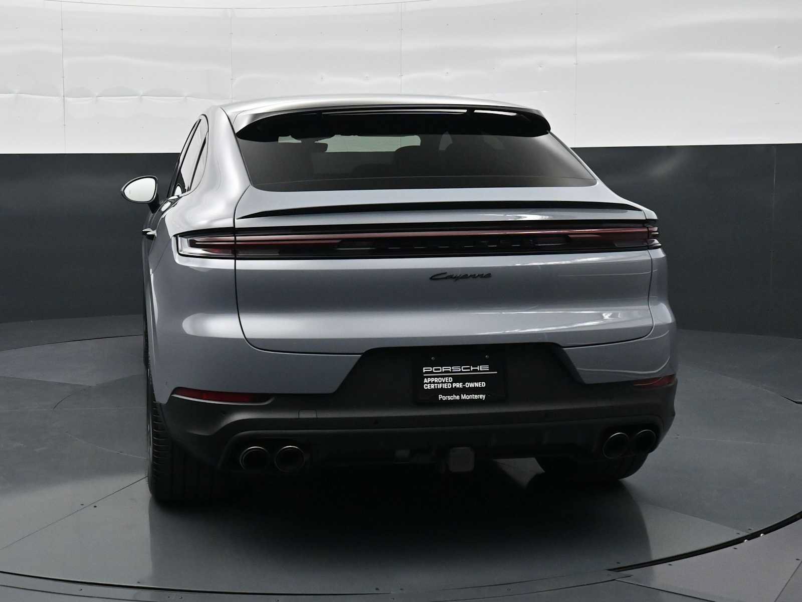Certified 2024 Porsche Cayenne Coupe AWD/4WD image 25