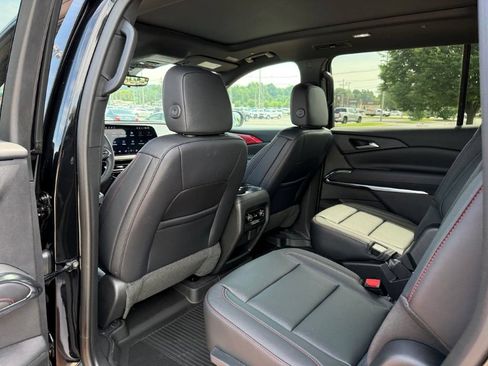 New 2026 Chevrolet Traverse Z71 w/ Driver Confidence Package AWD/4WD image 15